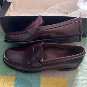 Brooks Brothers Boys Shoes, size 2.5 Mens, leather, hand sewn, burgundy